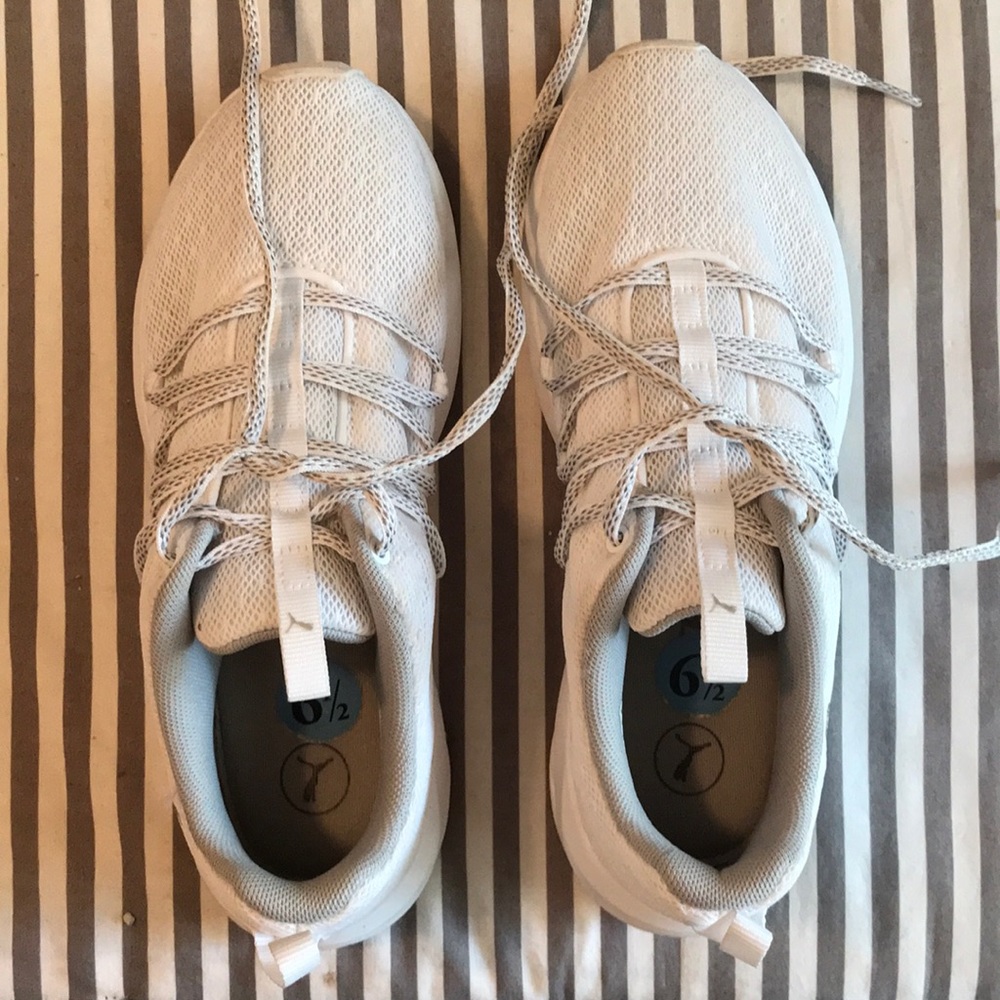 Puma soft foam athletic sneakers